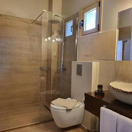 In By Sandy & Pool Вілла