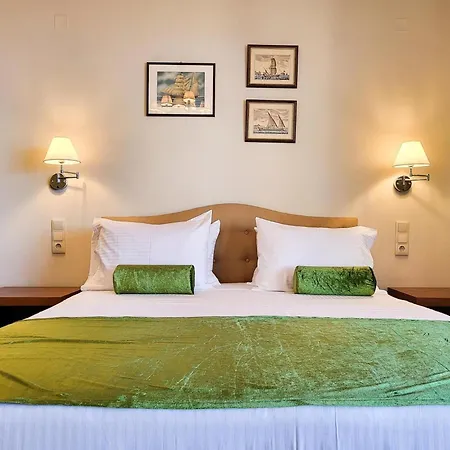 Вілла In By Sandy & Pool