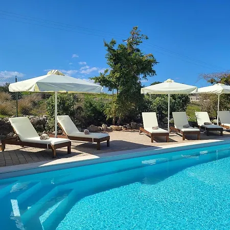 Vilă In By Sandy & Pool Hersonissos (Crete)