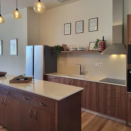 Villa In By Sandy & Pool *